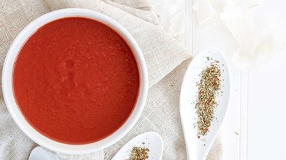 Tomato and lentil soup